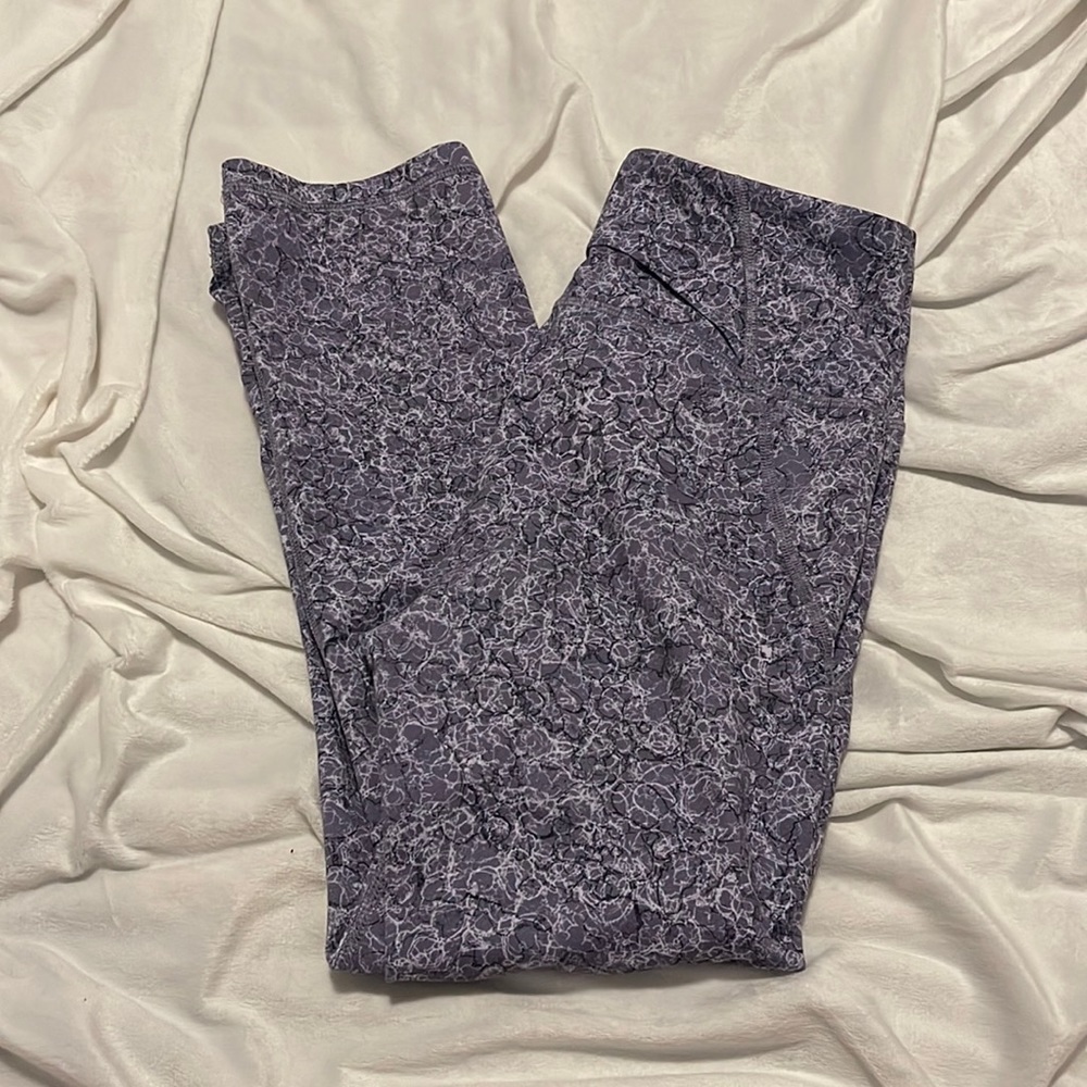 Under Armour cropped leggings